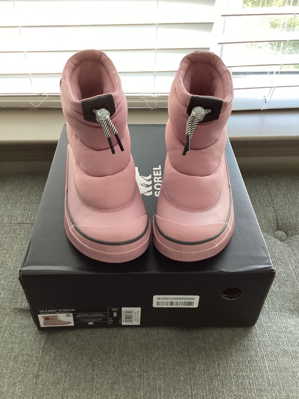 SOREL Out N About IV Puffy Lace-Up Waterproof Boot (Women) 8M - Picture 5 of 10